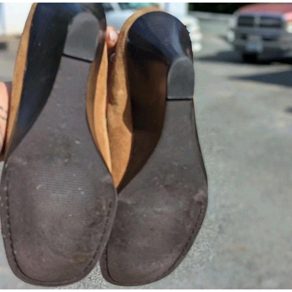 y2k dark academia leather wedge penny lane vintage Bass tassle heels 7.5M Enza‎